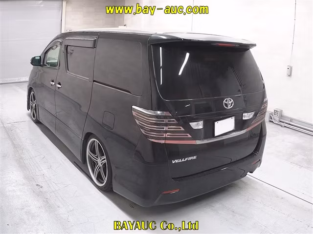TOYOTA VELLFIRE