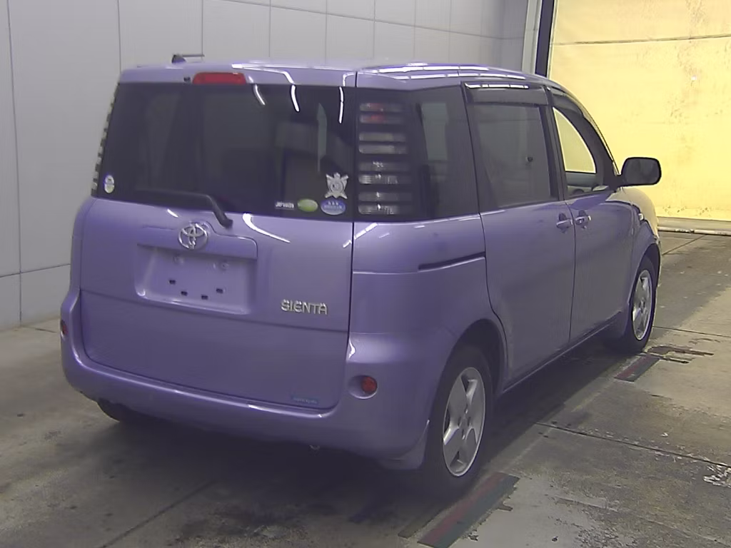 TOYOTA SIENTA