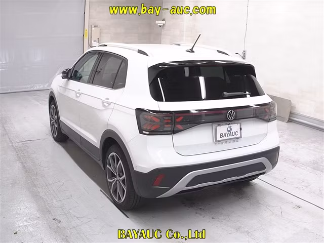 VOLKSWAGEN T-CROSS