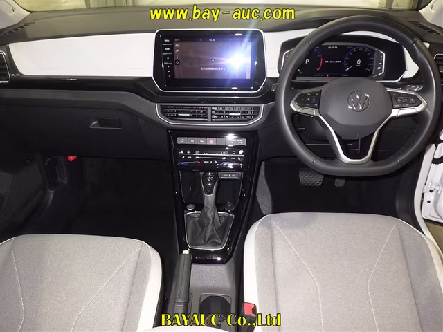 VOLKSWAGEN T-CROSS