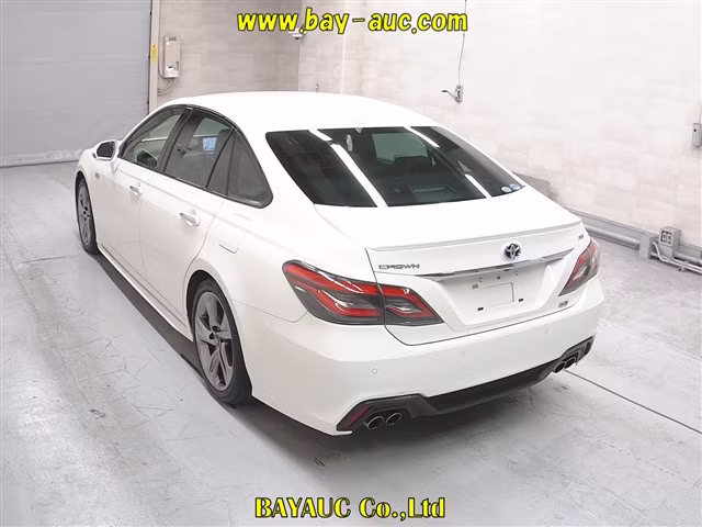 TOYOTA CROWN