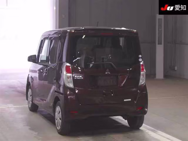 MITSUBISHI EK SPACE