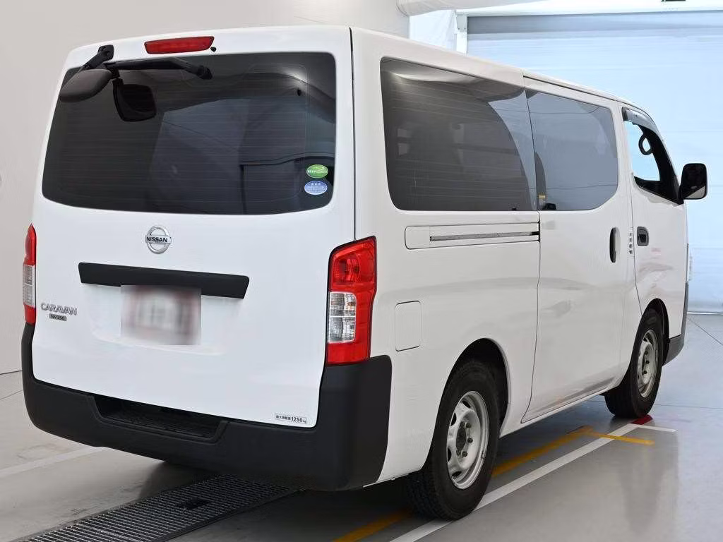 NISSAN NV350 CARAVAN