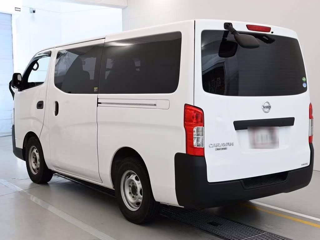 NISSAN NV350 CARAVAN