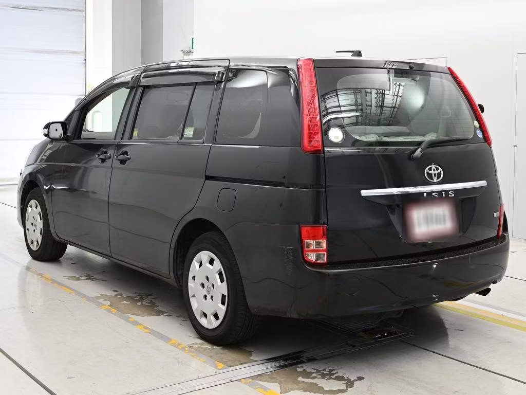 TOYOTA ISIS