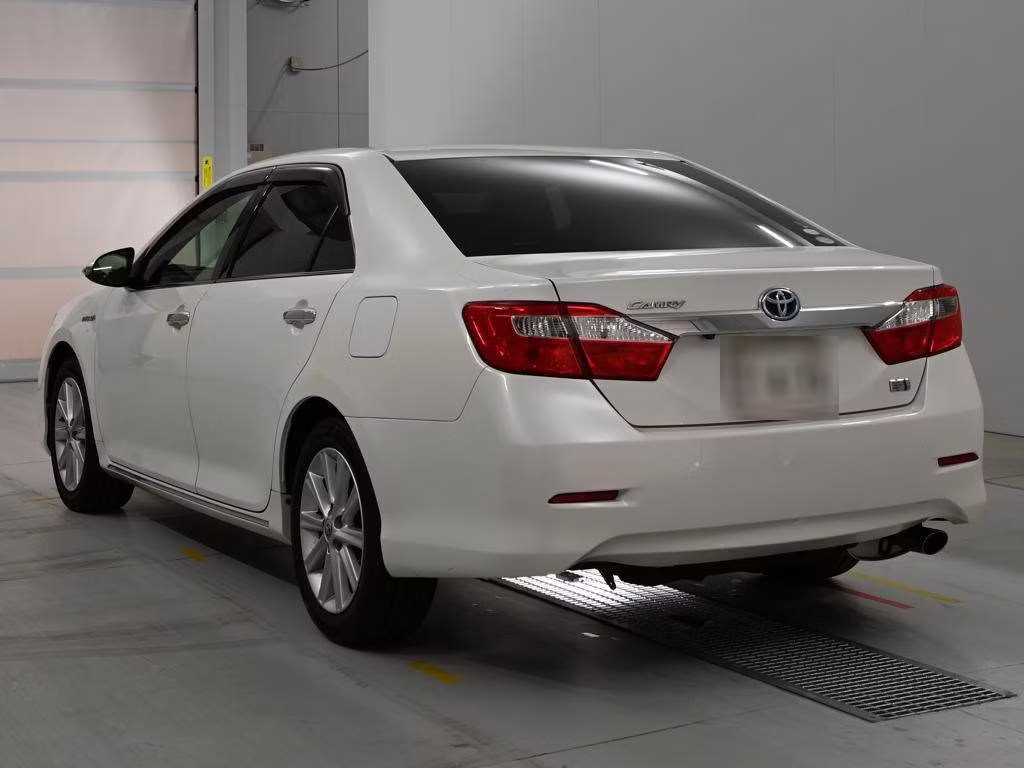 TOYOTA CAMRY