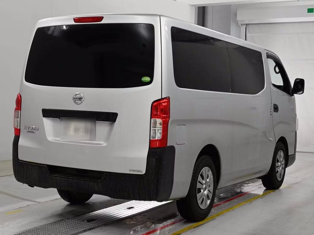 NISSAN NV350 CARAVAN