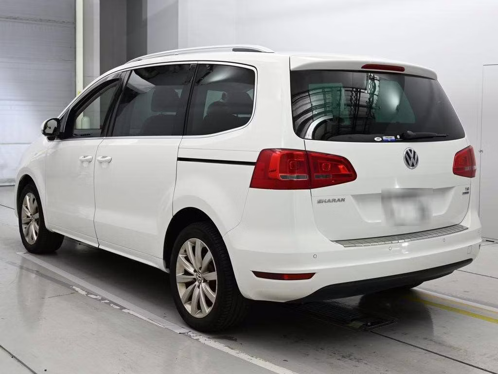VOLKSWAGEN SHARAN