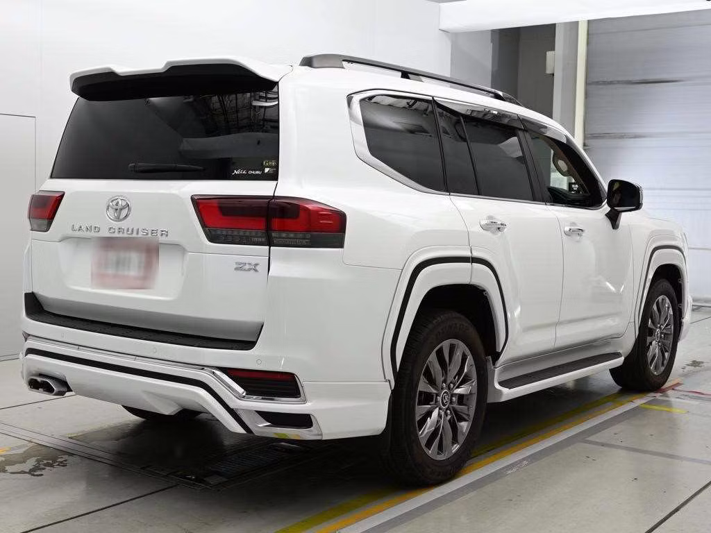 TOYOTA LAND CRUISER