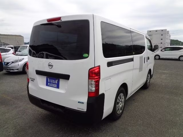 NISSAN NV350 CARAVAN