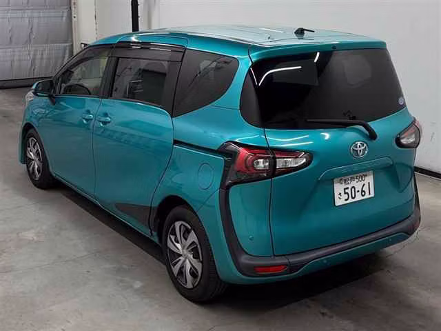 TOYOTA SIENTA