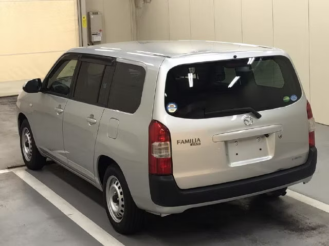 MAZDA FAMILIA