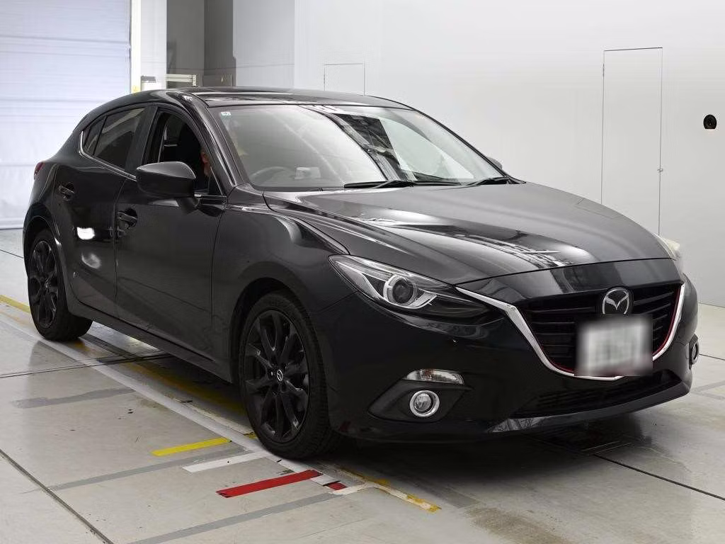 MAZDA AXELA