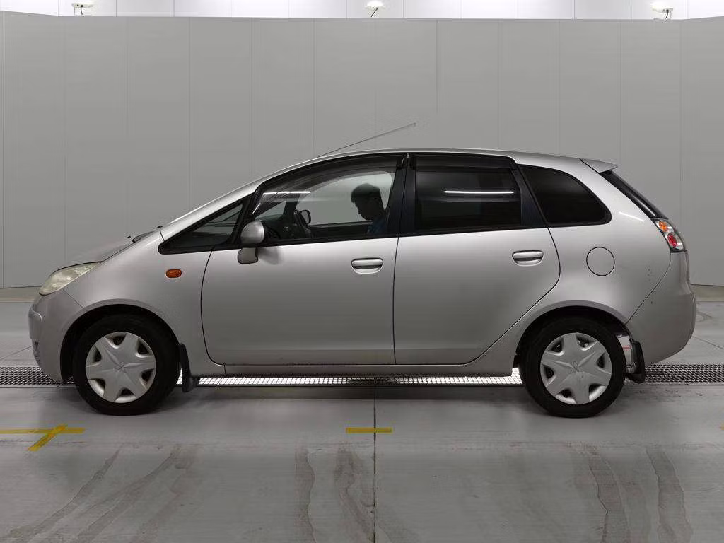 MITSUBISHI COLT PLUS
