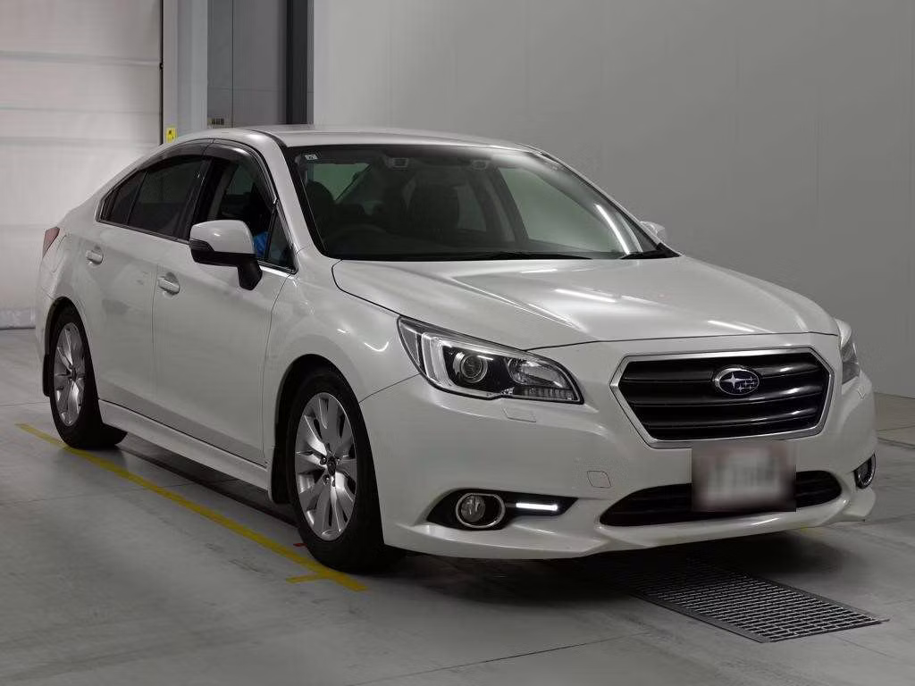 SUBARU LEGACY B4
