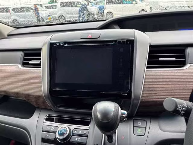 HONDA FREED+