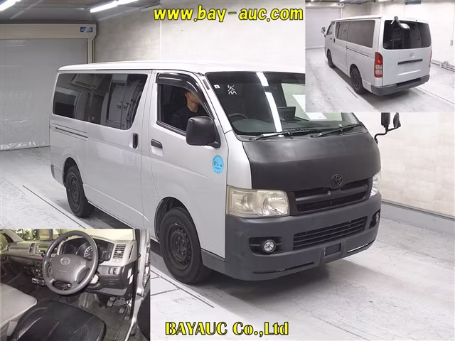 TOYOTA REGIUS ACE