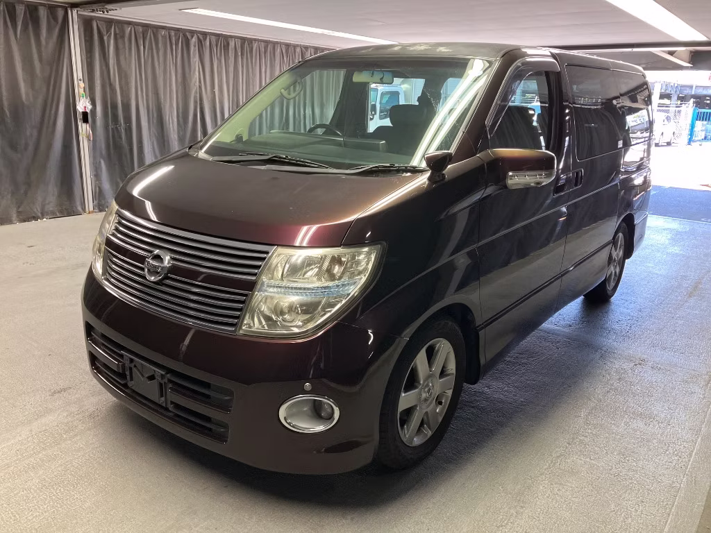 NISSAN ELGRAND