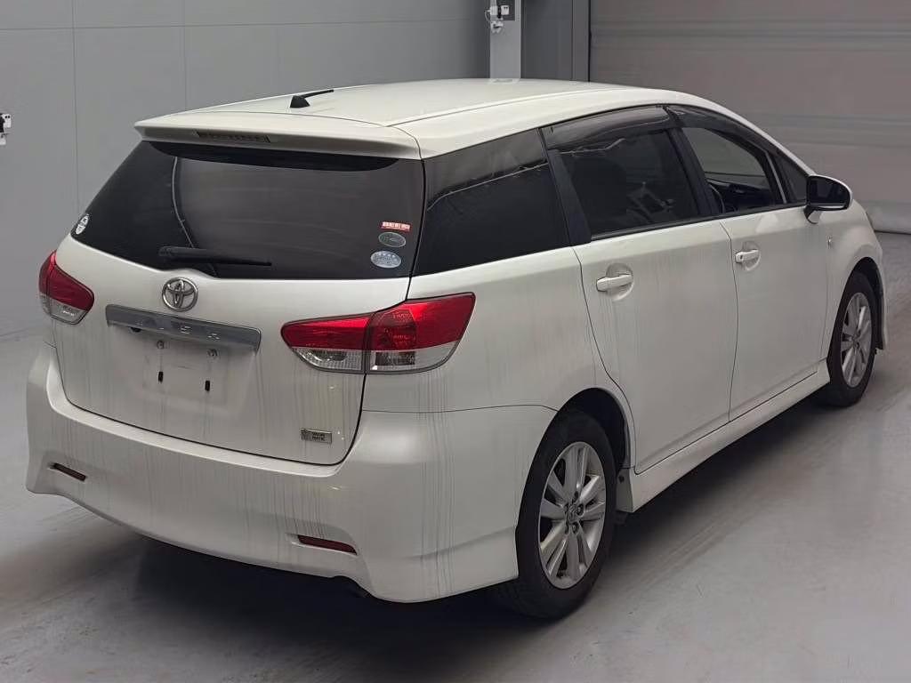 TOYOTA WISH