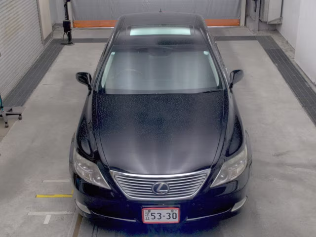 LEXUS LS600H
