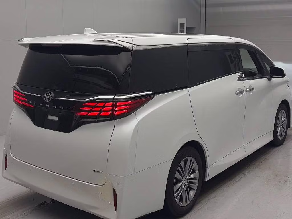 TOYOTA ALPHARD