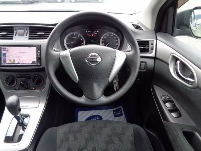 NISSAN SYLPHY
