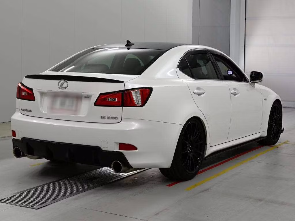 LEXUS IS350