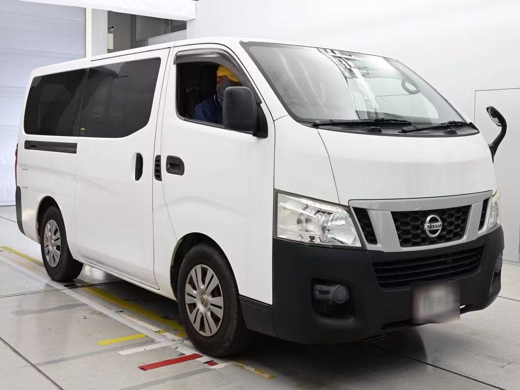 NISSAN NV350 CARAVAN