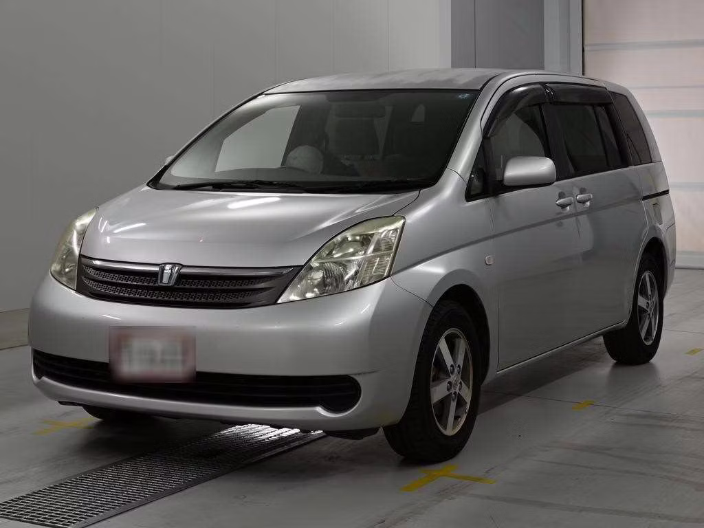 TOYOTA ISIS
