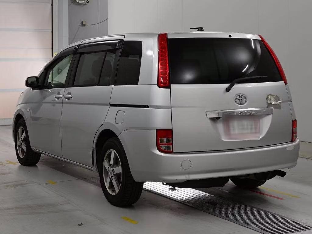 TOYOTA ISIS