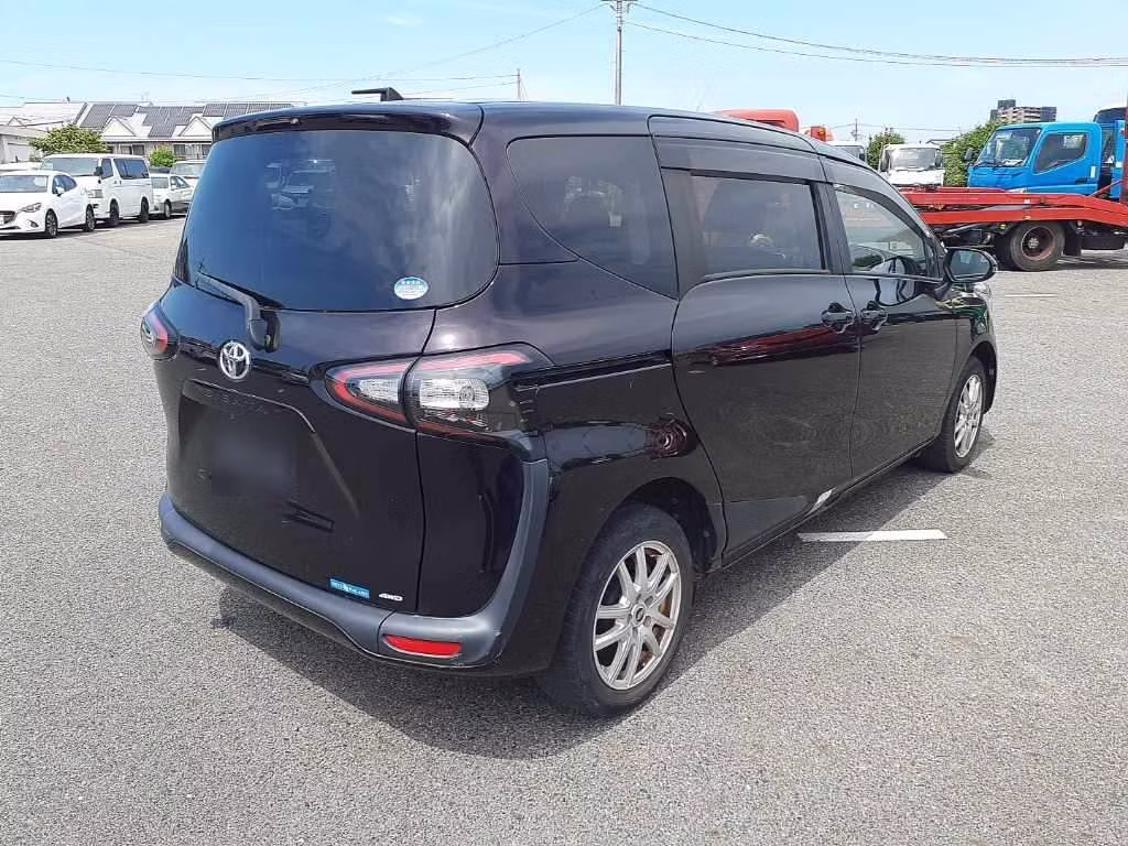 TOYOTA SIENTA