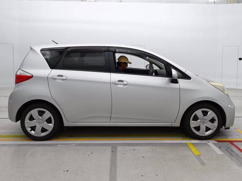 TOYOTA RACTIS