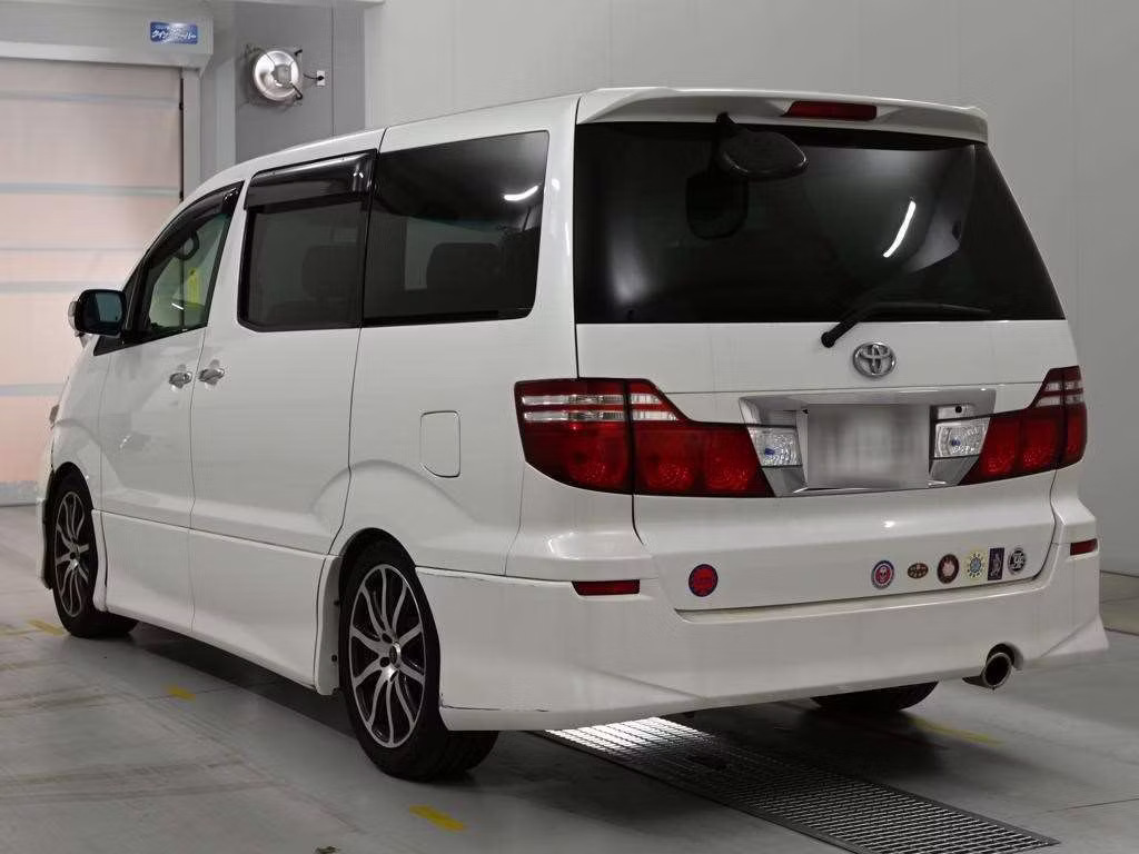 TOYOTA ALPHARD