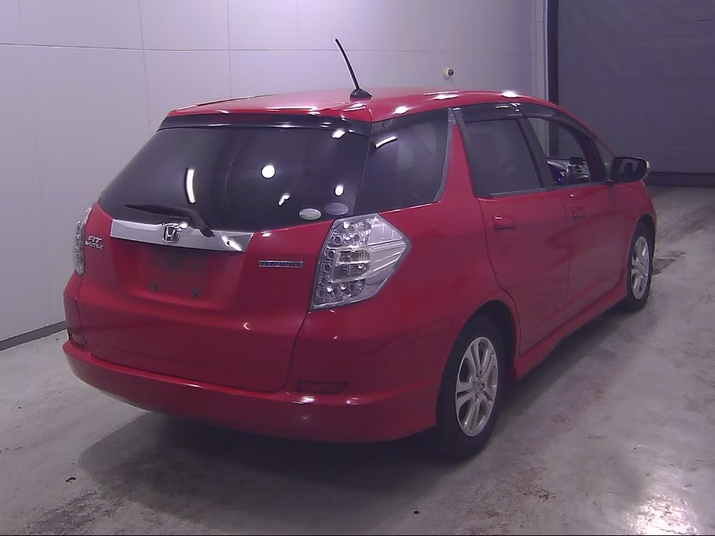 HONDA FIT SHUTTLE
