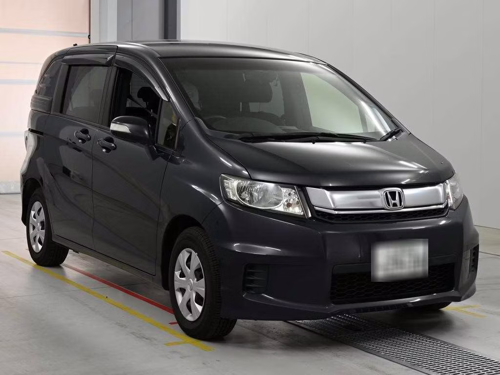 HONDA FREED SPIKE