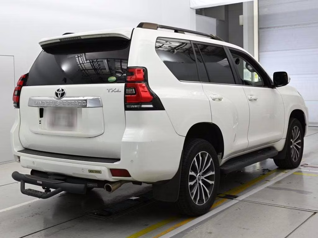 TOYOTA LAND CRUISER PRADO