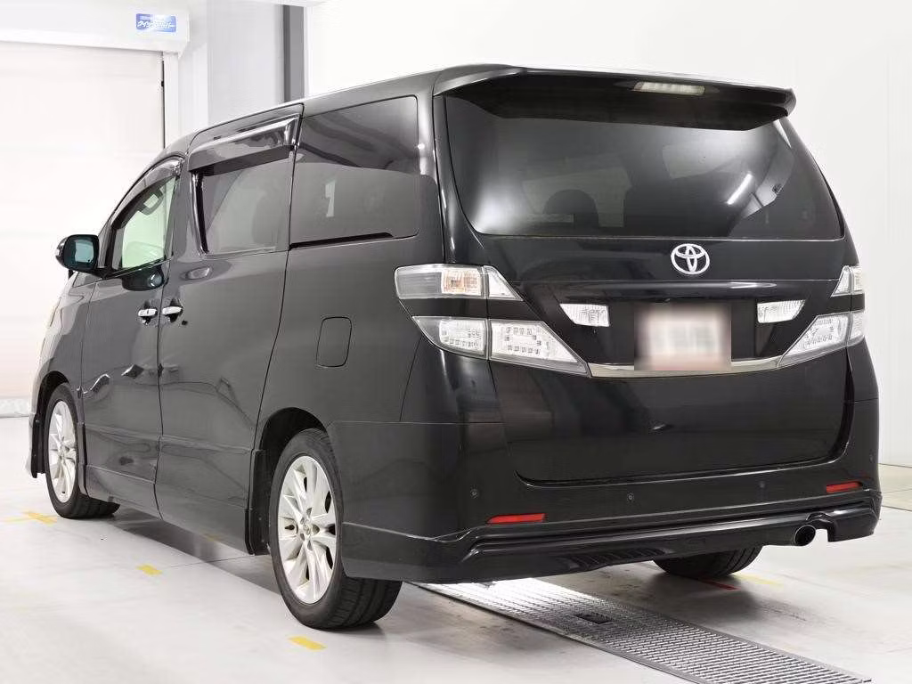 TOYOTA VELLFIRE
