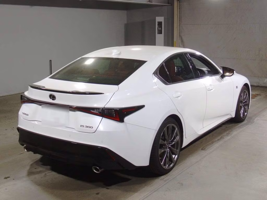 LEXUS IS300