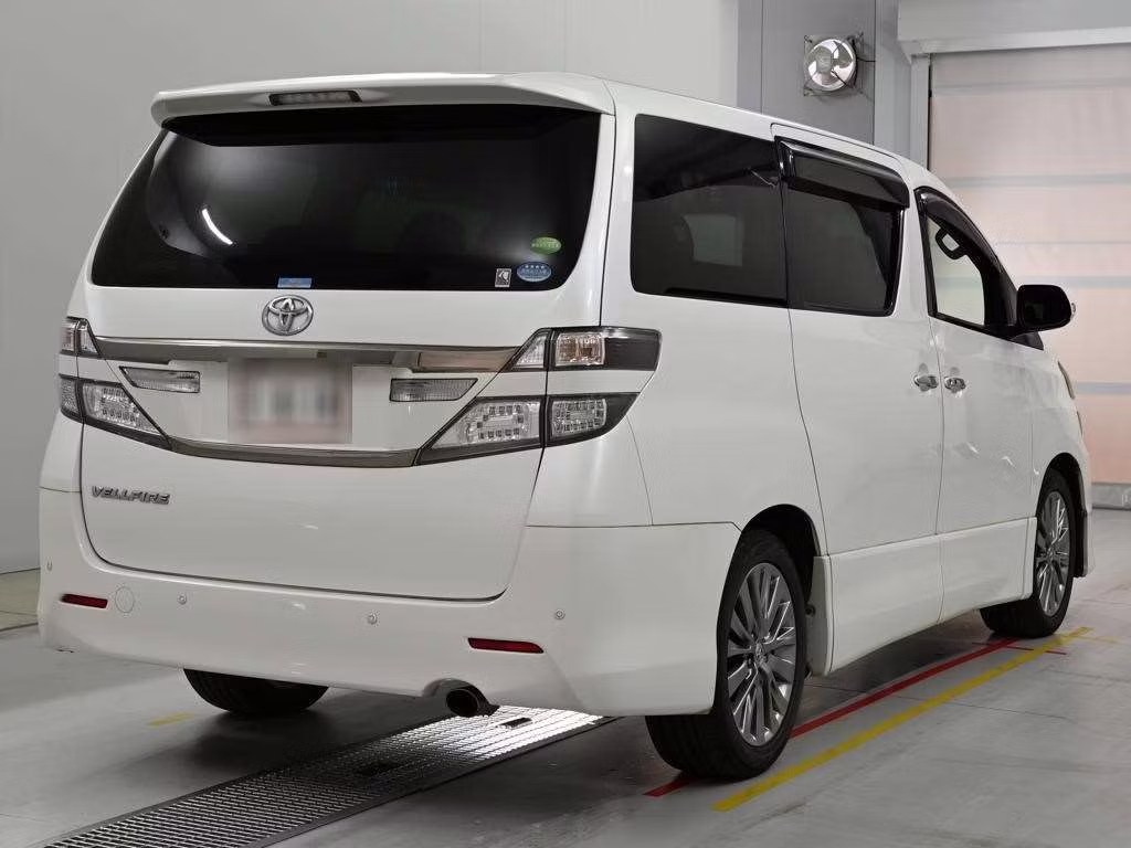 TOYOTA VELLFIRE