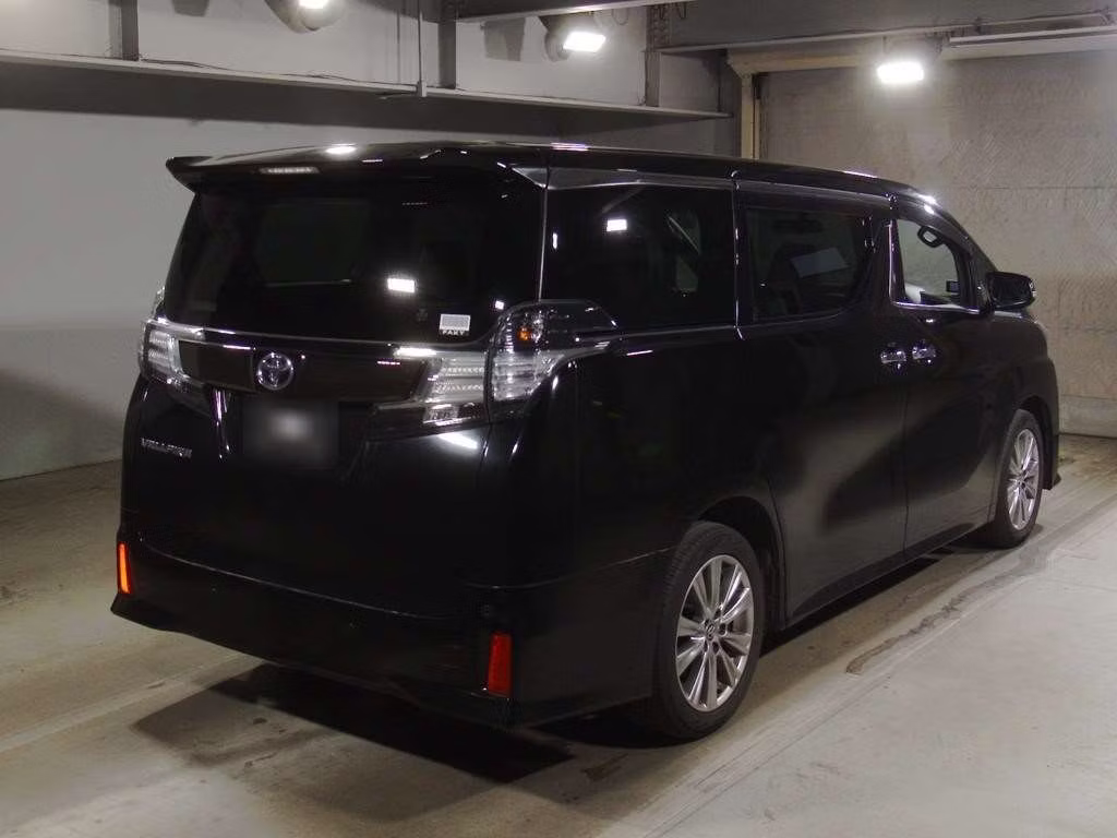 TOYOTA VELLFIRE
