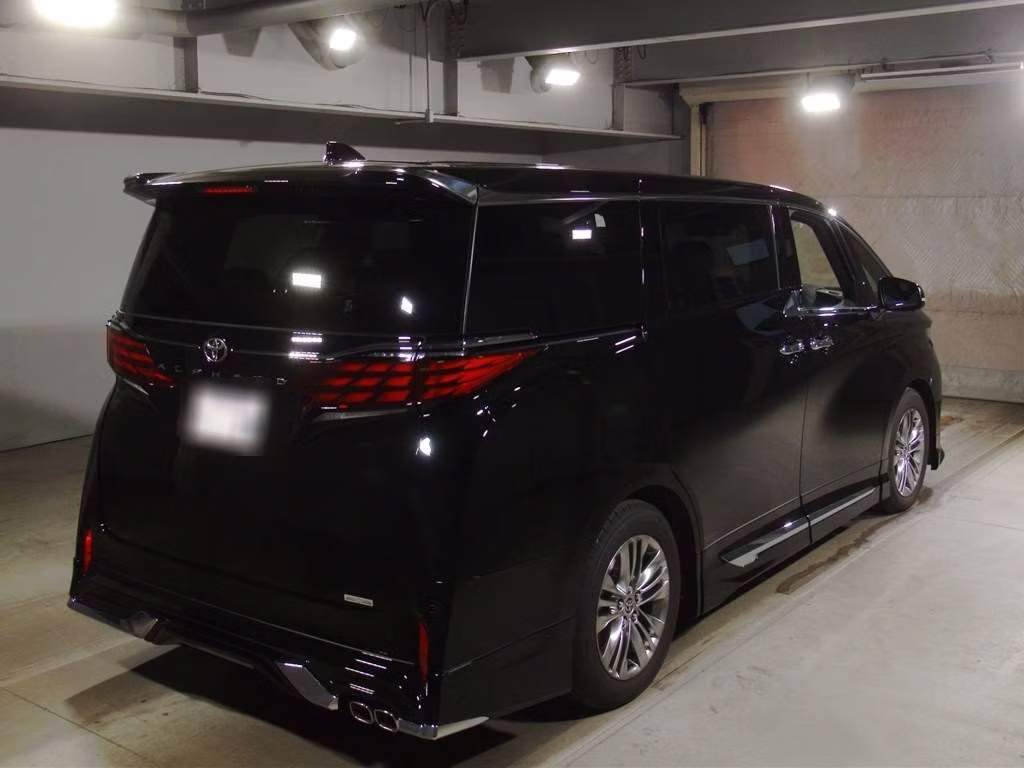 TOYOTA ALPHARD