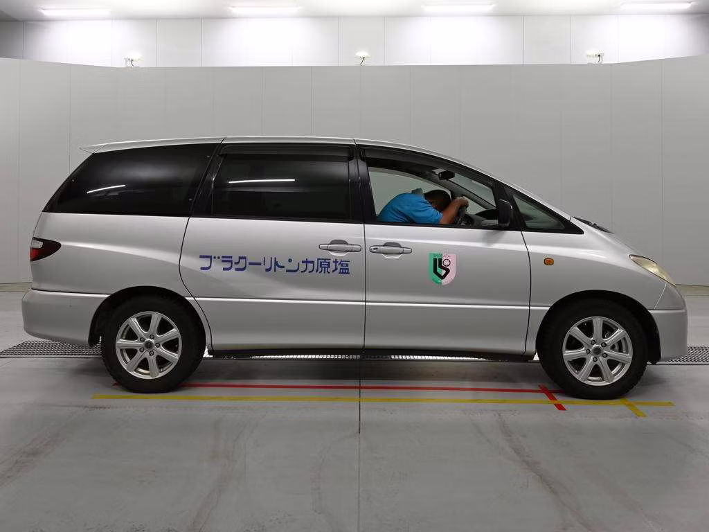TOYOTA ESTIMA