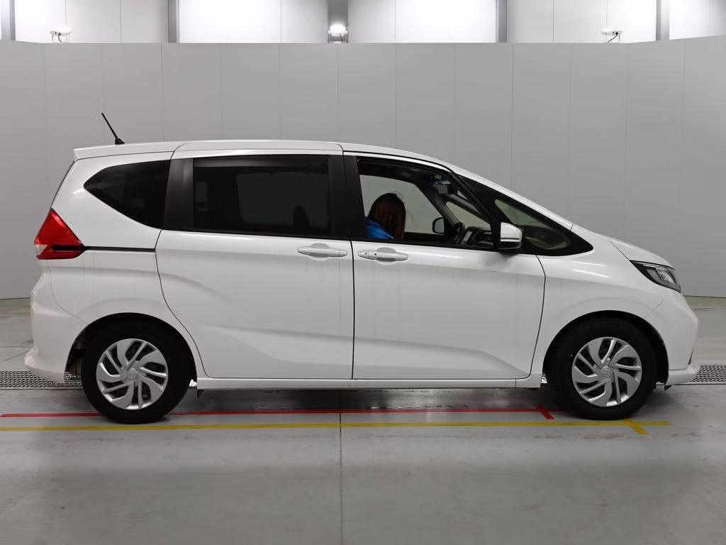 HONDA FREED+