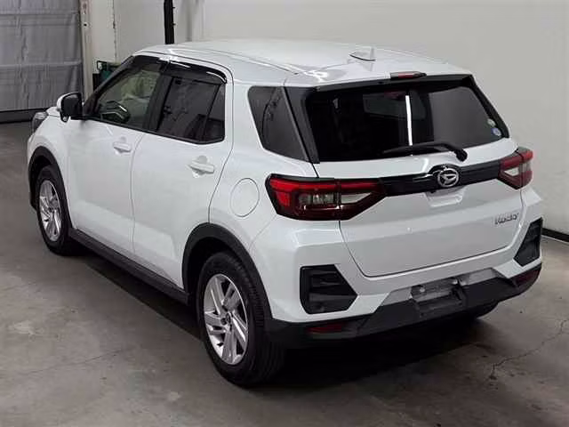DAIHATSU ROCKY