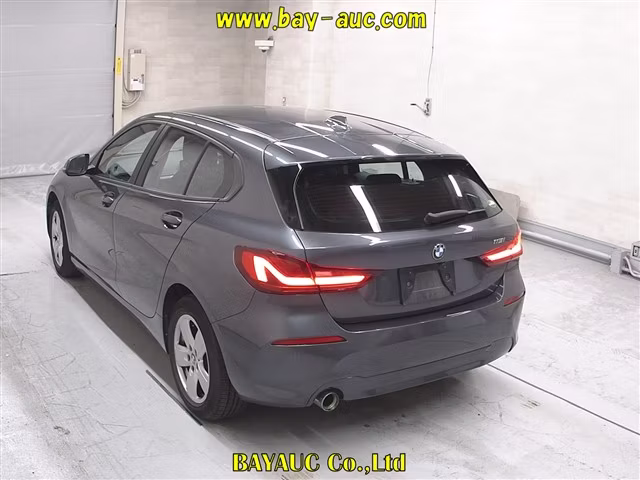 BMW 1-SERIES
