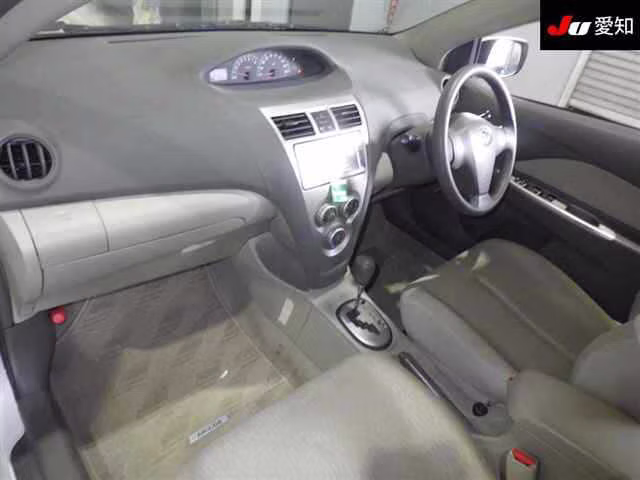 TOYOTA BELTA