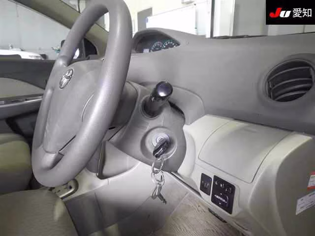 TOYOTA BELTA