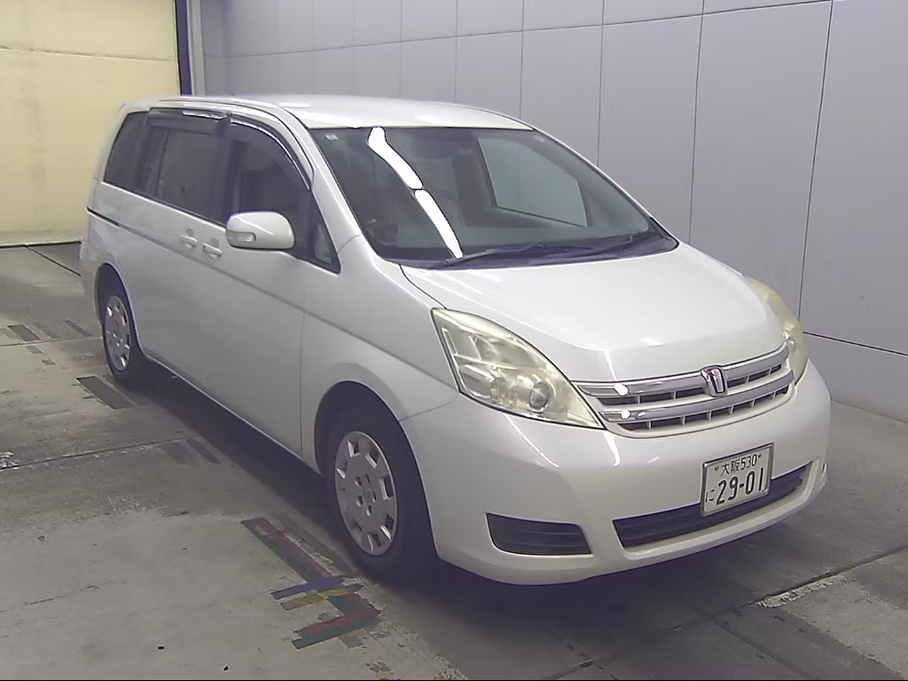 TOYOTA ISIS