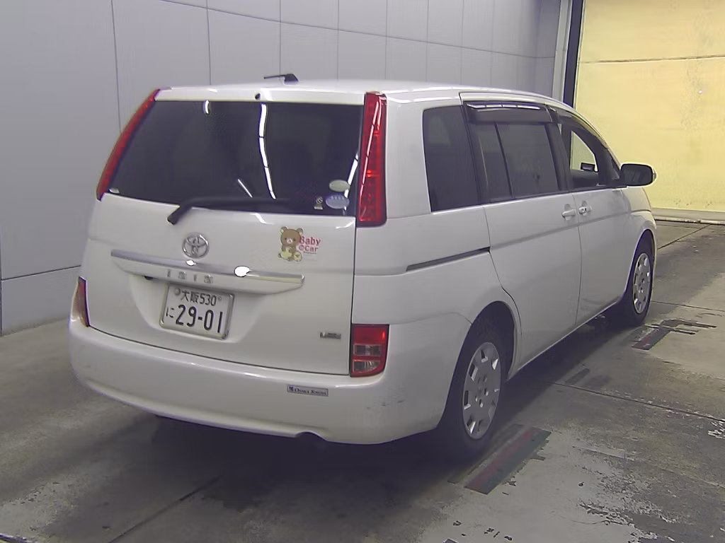 TOYOTA ISIS