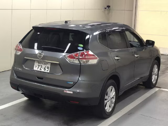 NISSAN X-TRAIL